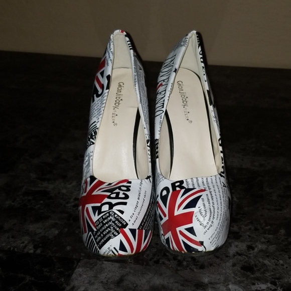British Print White Heels - Picture 6 of 6